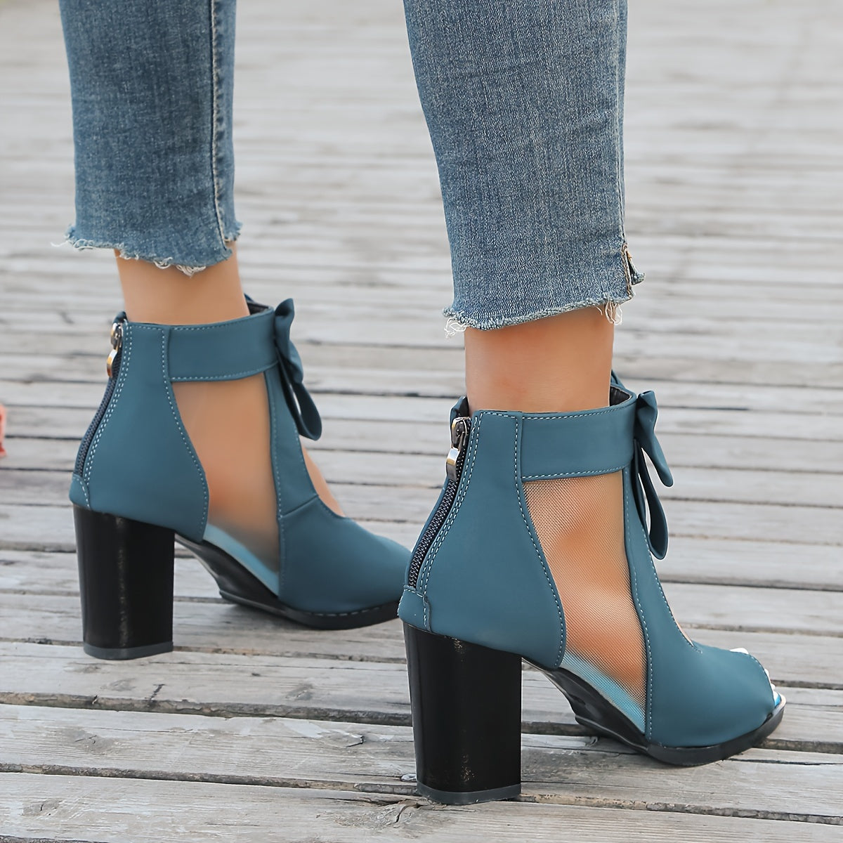 Shitalie - Bow Block Heeled Sandals
