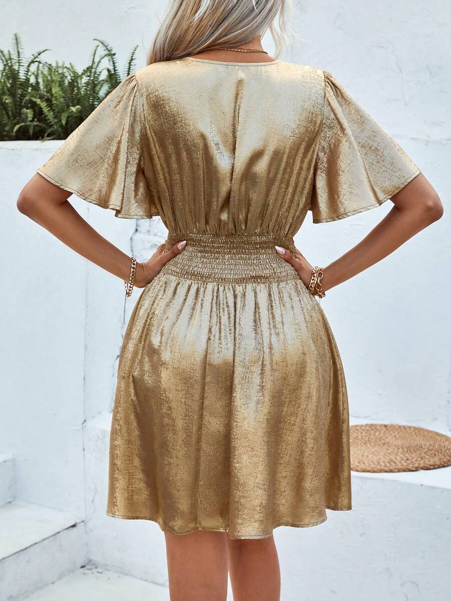 Geneviève – Dress with Ruffled Sleeves