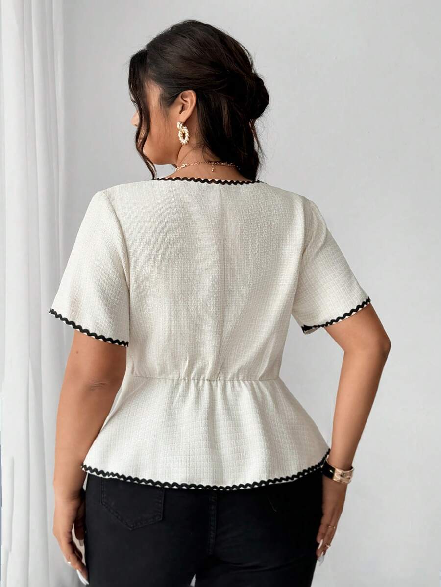 Soraya - Plus Size Blouse with Square Neckline