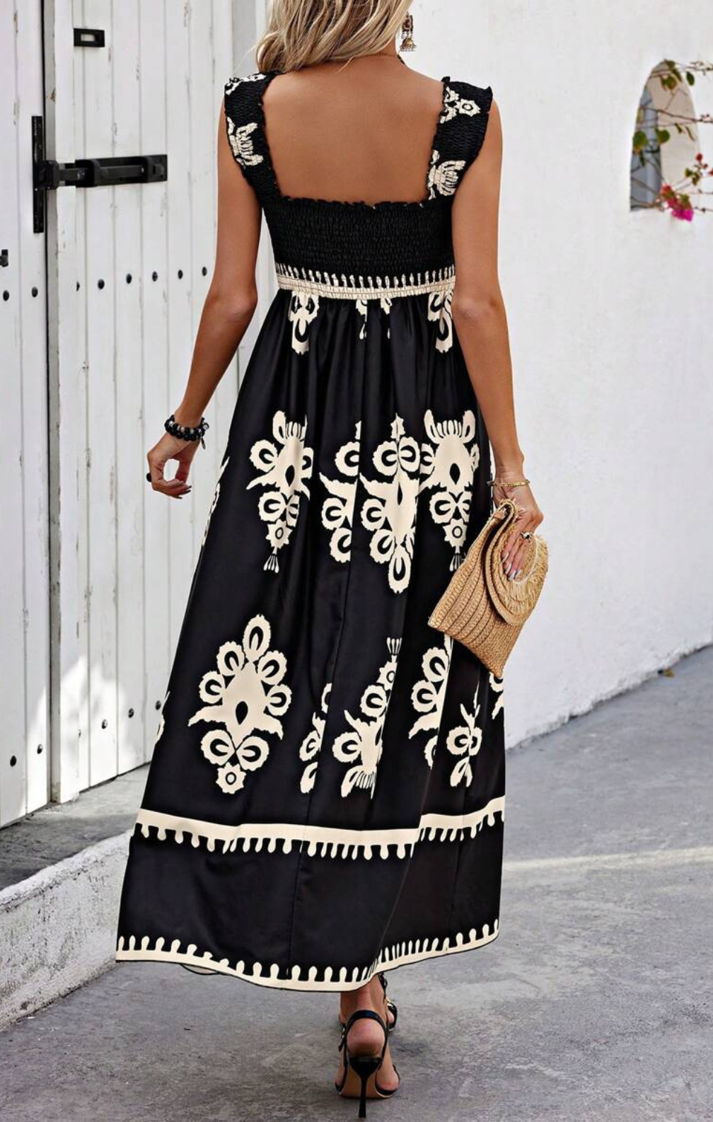 Georgia - Square Neck Sleeveless Dress