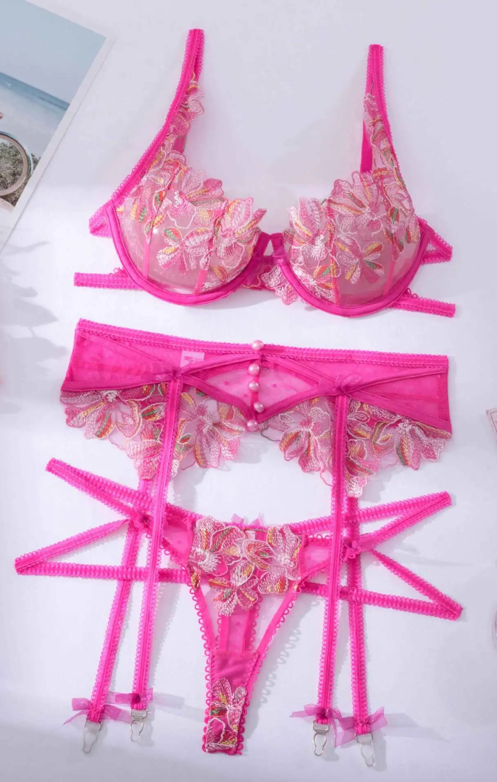 Avery - Conjunto de Lencería Con Bordado Floral