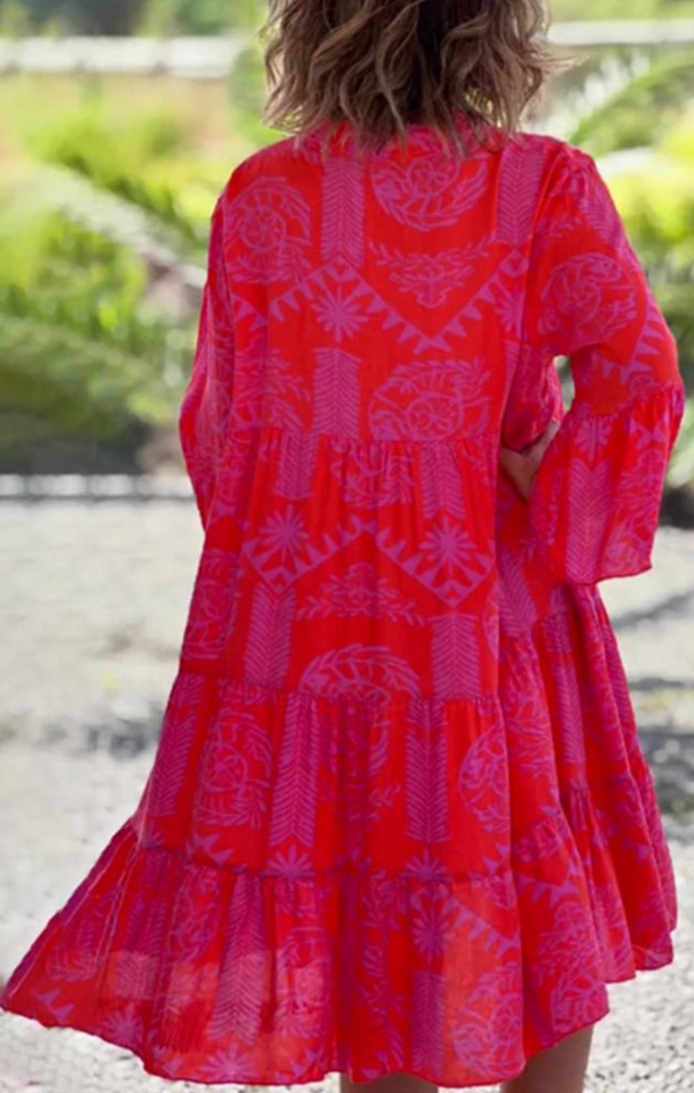 Harriet - Ruffled dress with bell sleeves