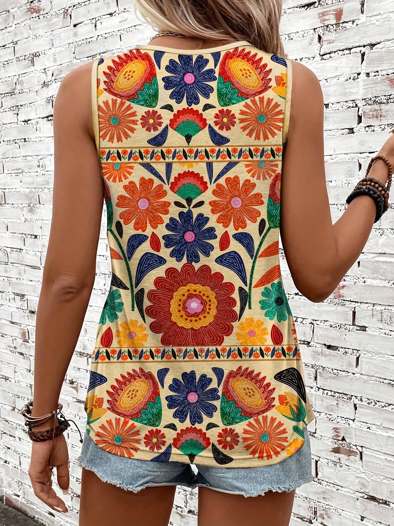Sayuri - Floral Print Sleeveless T-Shirt