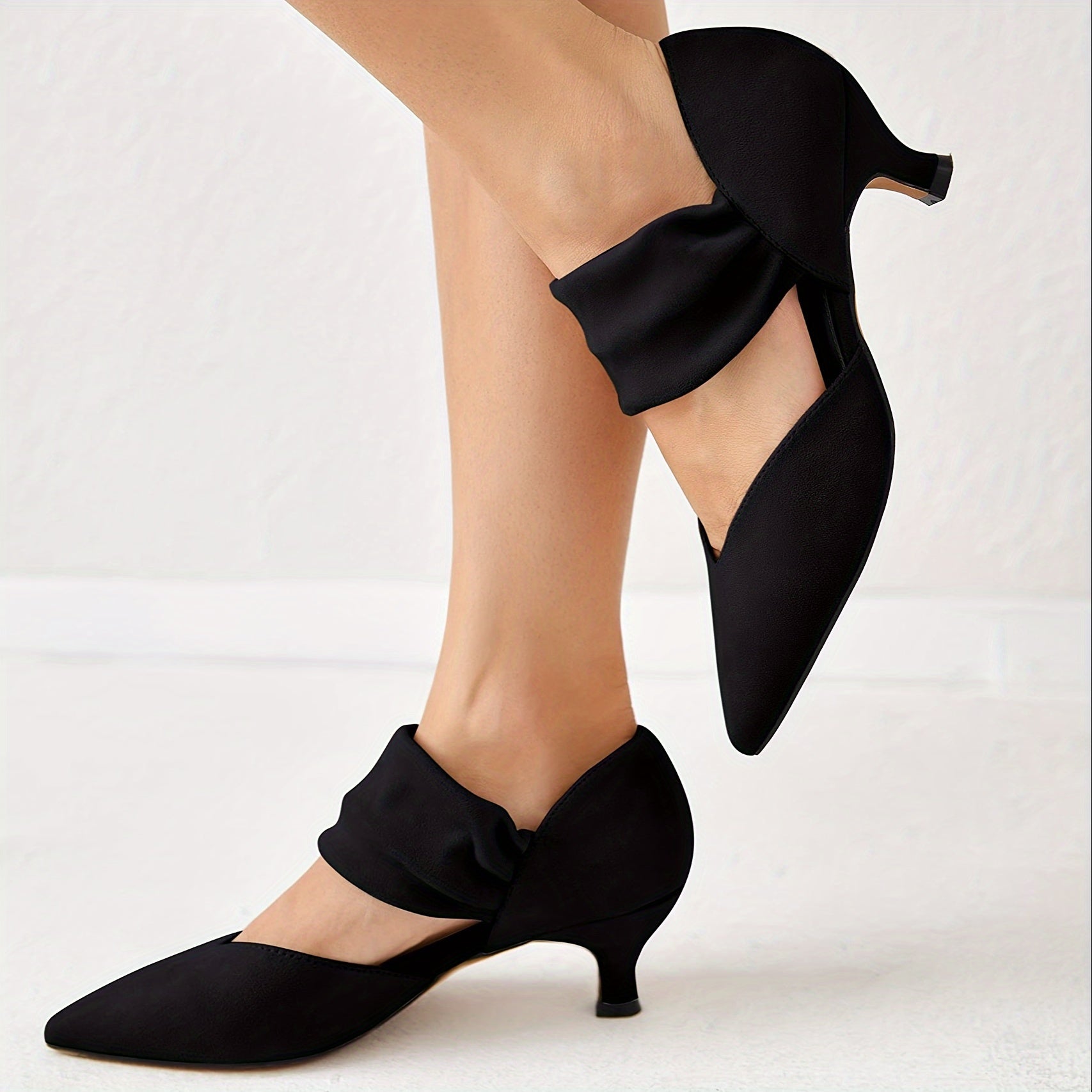 Pepper - Elegant Pointed Toe Ankle Strap
