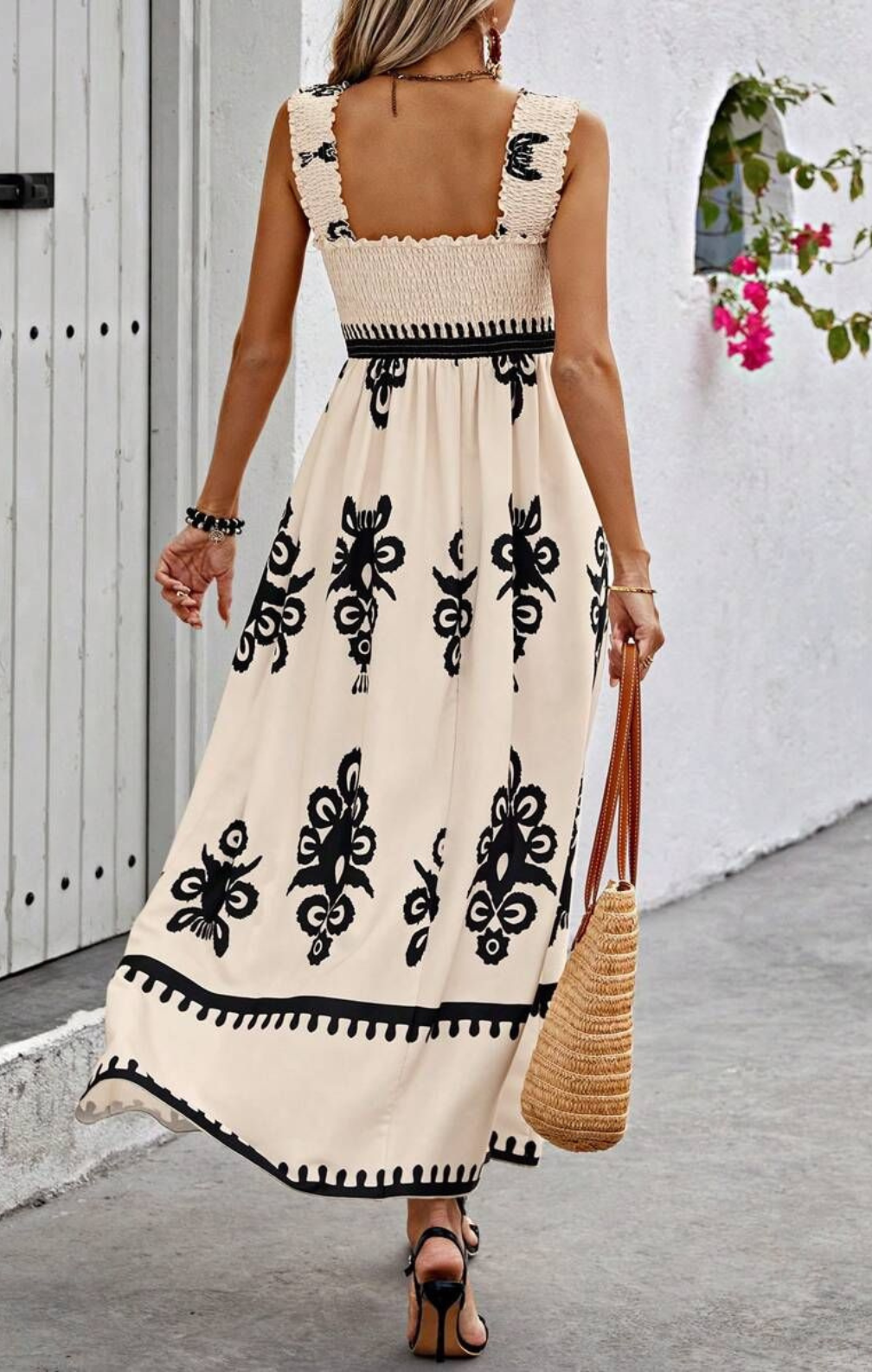 Georgia - Square Neck Sleeveless Dress