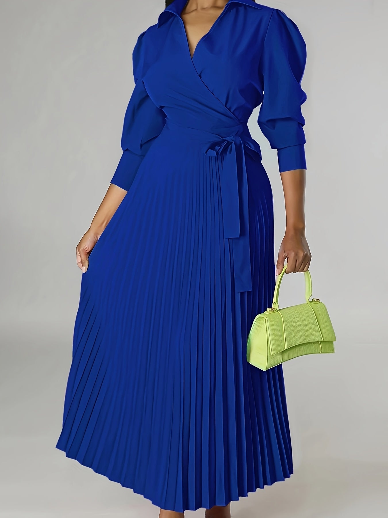 Ginna - Plain Pleated V-neck Dress
