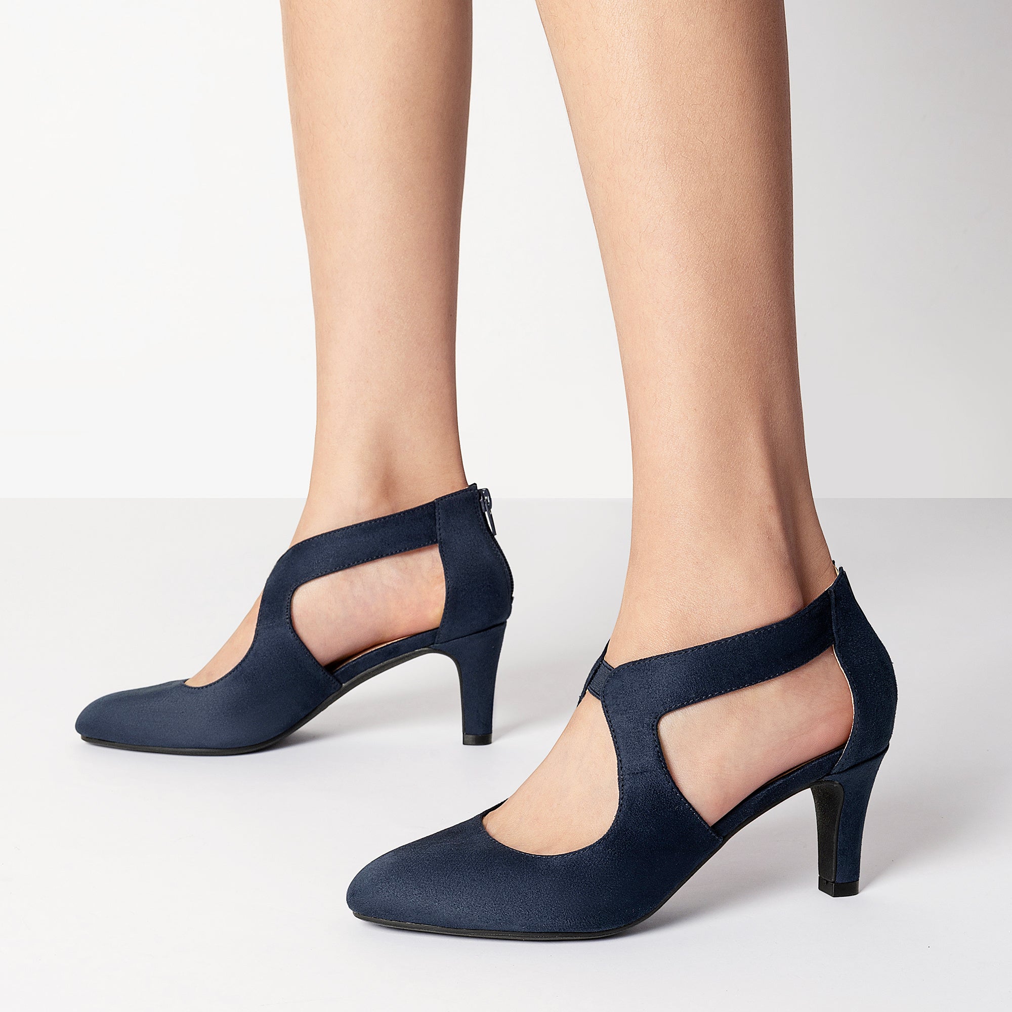 Noa - Pointed Toe Kitten Heels