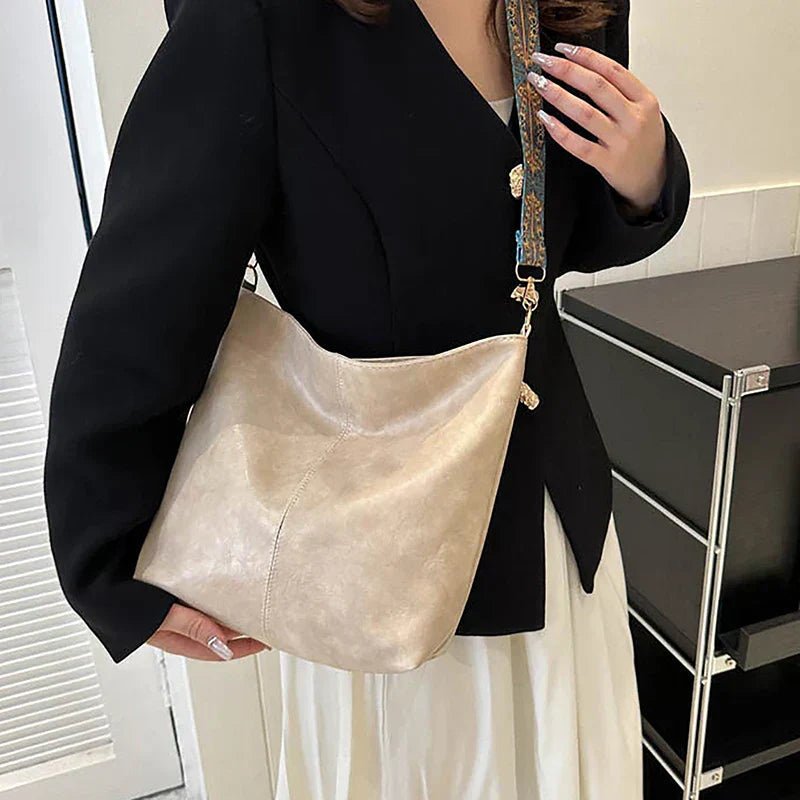 Diana - Leather Crossbody Bag