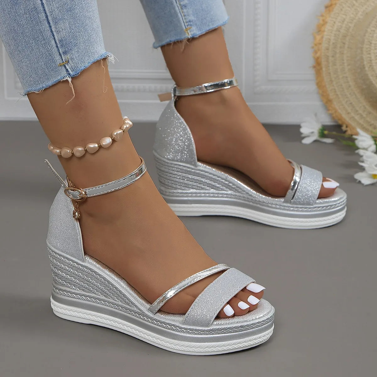 Rien - Comfortable wedge sandals