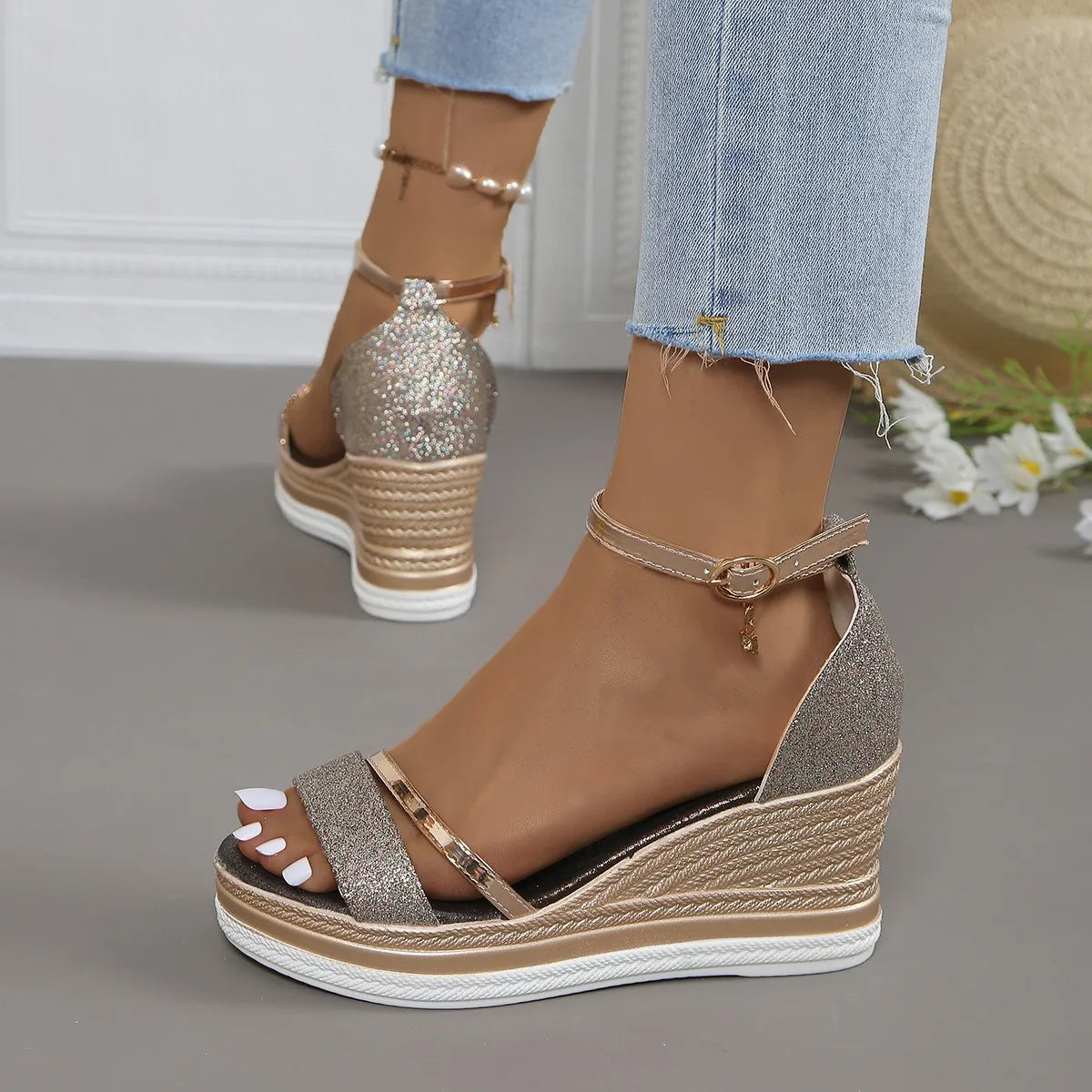 Rien - Comfortable wedge sandals