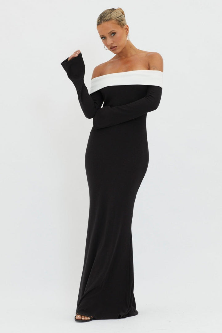 Adriana - Long Off-Shoulder Knit Dress