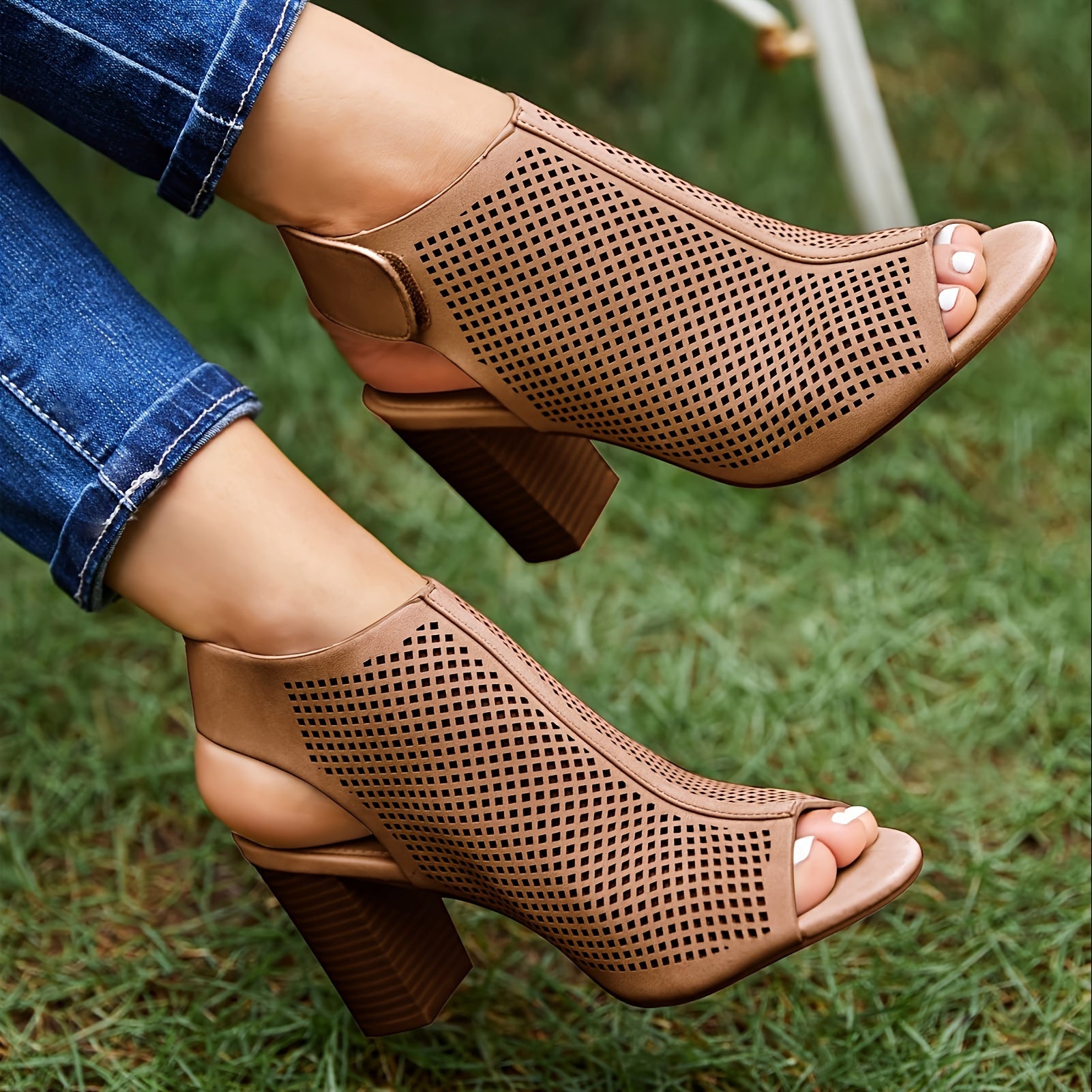 Sarvika - Hollow Block Heeled Sandals