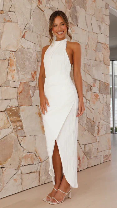 Fabiola - Sleeveless and Backless Dress